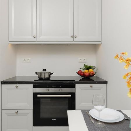 Niemcewicza Pet-Friendly Apartment By Noclegi Renters Varsó Kültér fotó