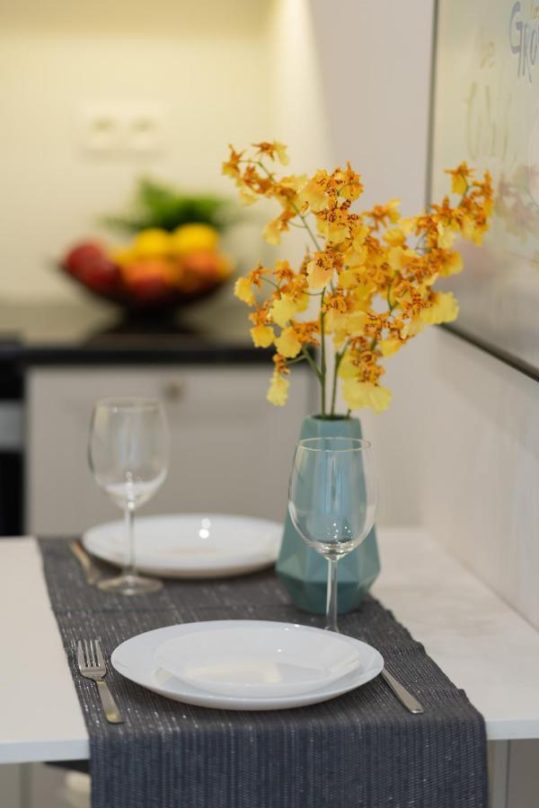 Niemcewicza Pet-Friendly Apartment By Noclegi Renters Varsó Kültér fotó