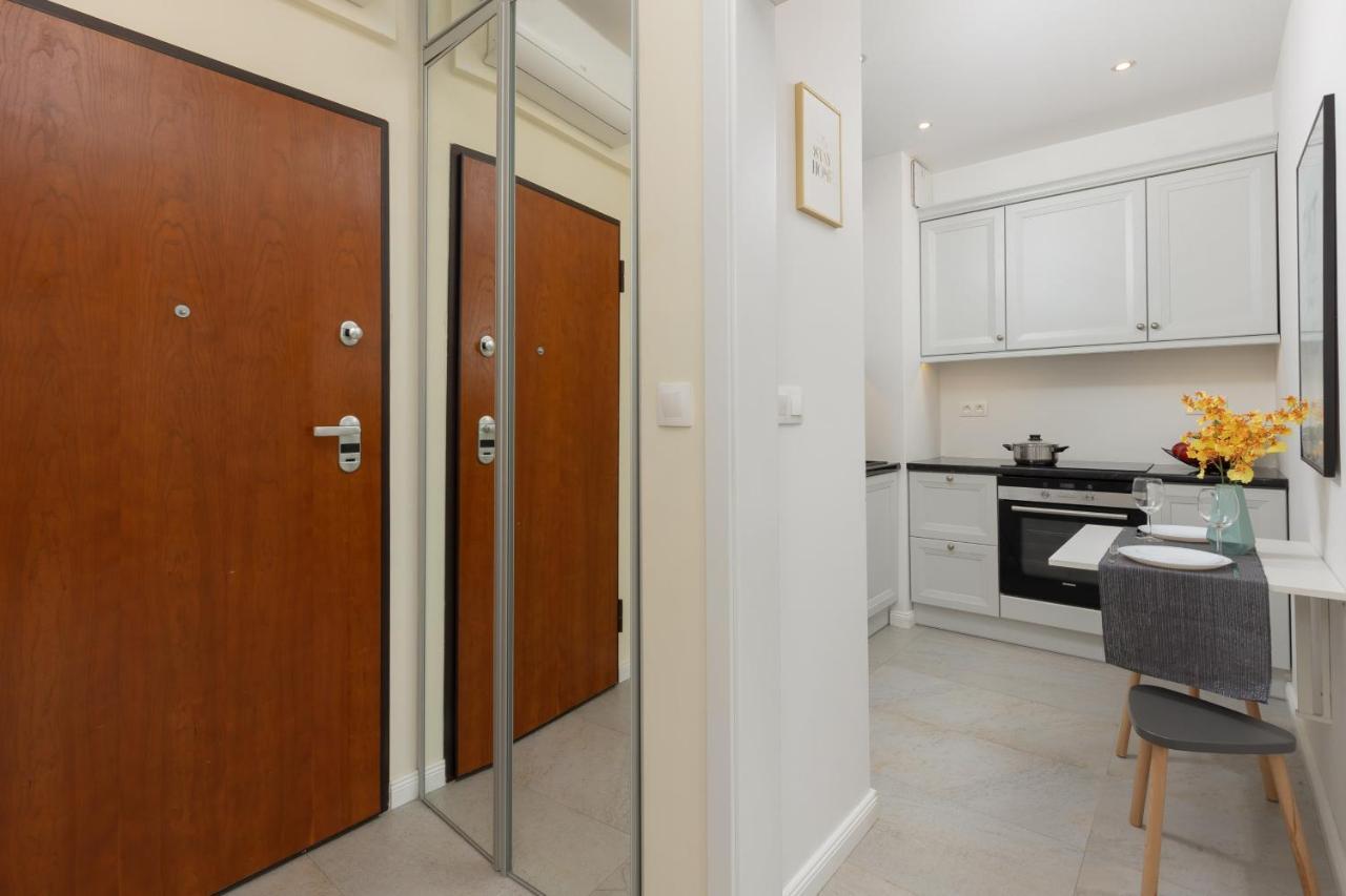Niemcewicza Pet-Friendly Apartment By Noclegi Renters Varsó Kültér fotó